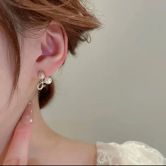 Tea leaf Korean Studs
