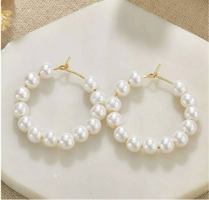 Pretty Pearl Hoops